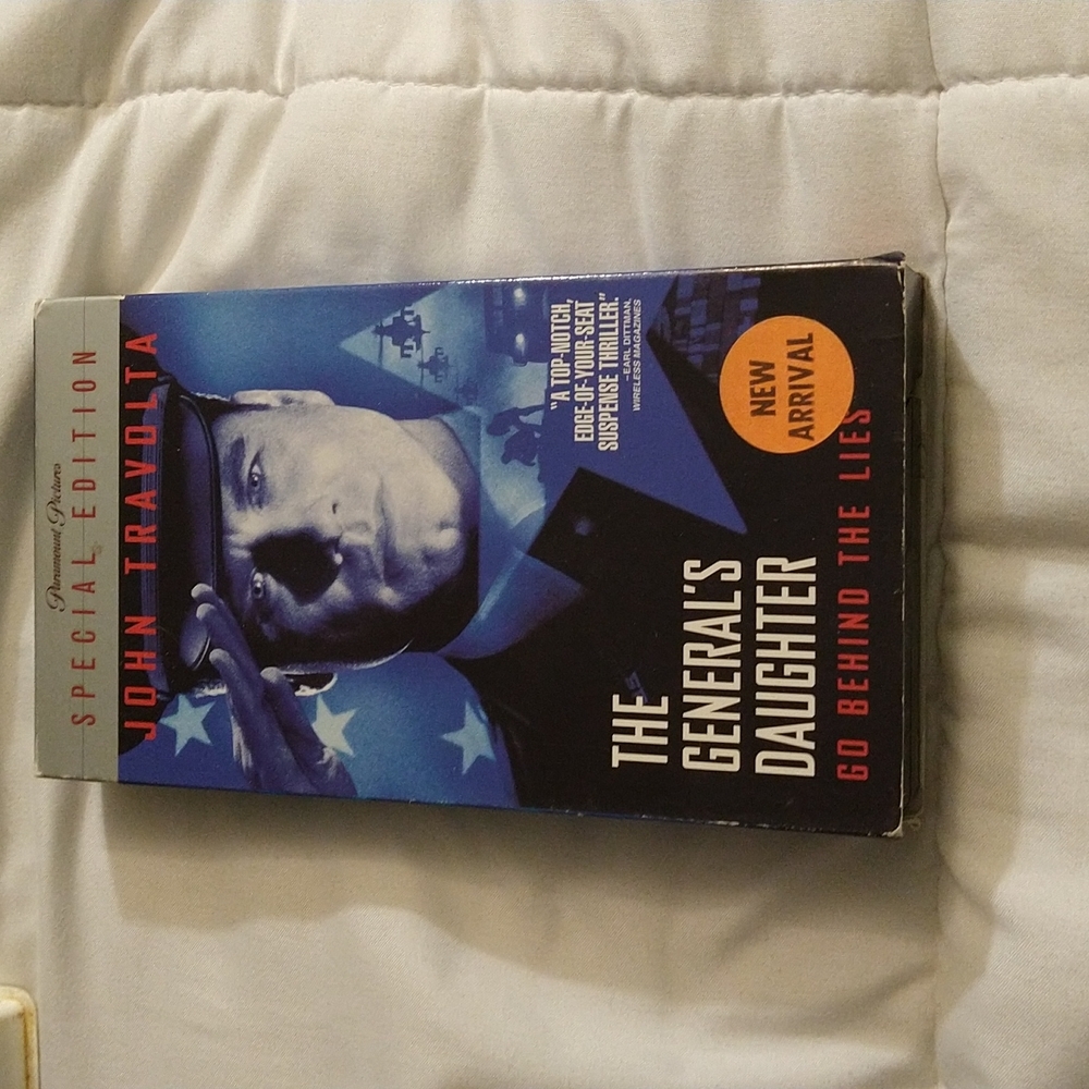 The General's Daughter 1999 Thriller/Mystery vhs tape - Picture 2 of 4